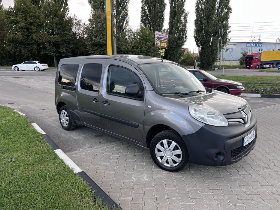 Продам Renault kangoo Maxi baza 2013 року можна  кредит перший внесок
