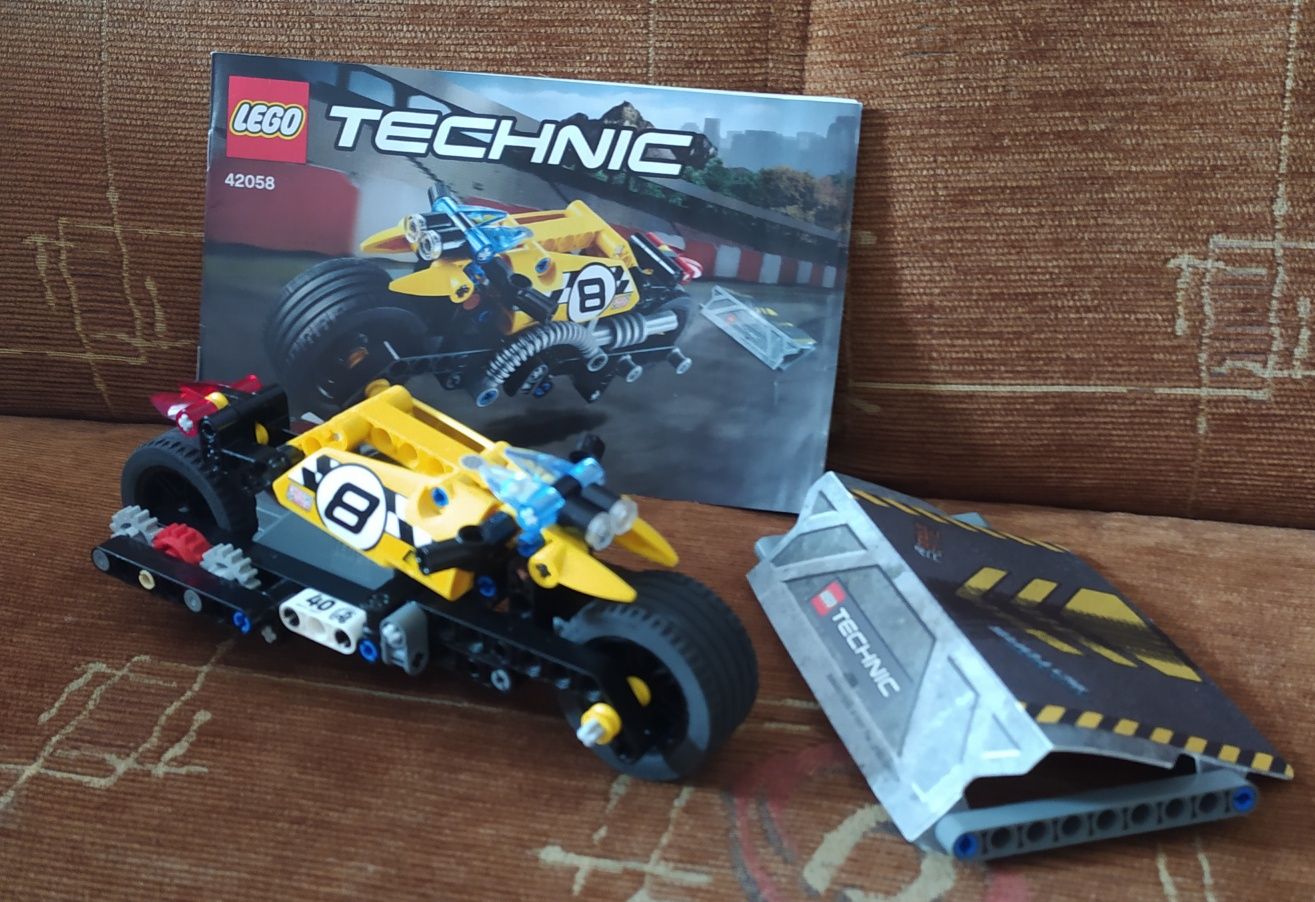 Zestaw klocków Lego Technic 42058