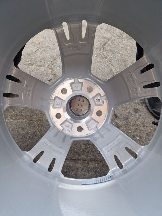 Oryginalne FELGI bez opon Audi Q8 SQ8 21 cali 5x112 10J et20