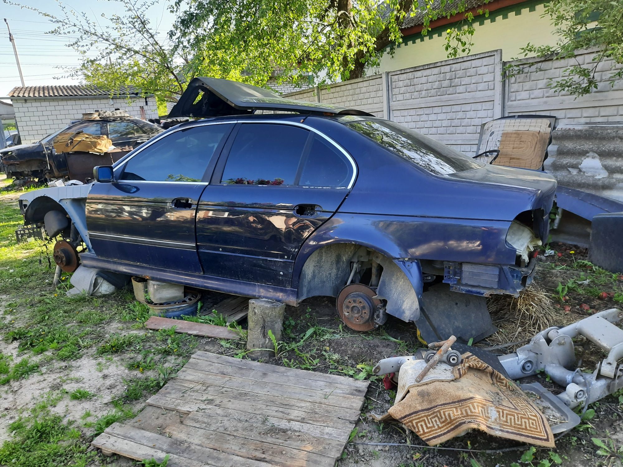 Продам двері е34, четверть кузов бмв е39