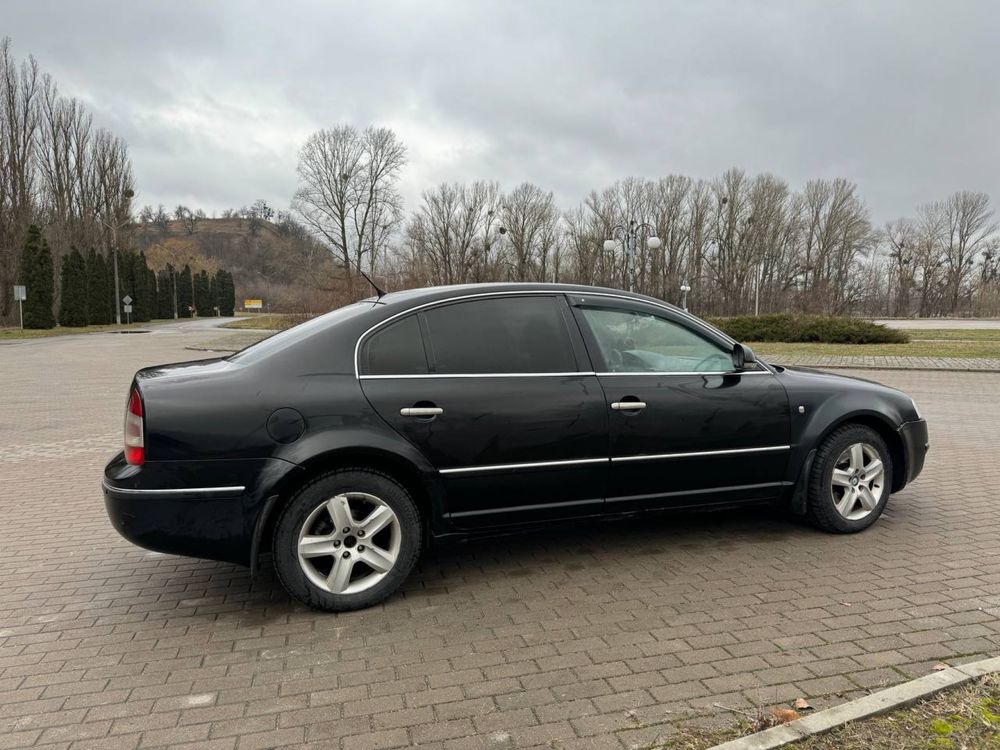 Skoda Superb  V6 2.8