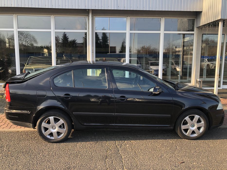 Skoda Octavia uszkodzony tył