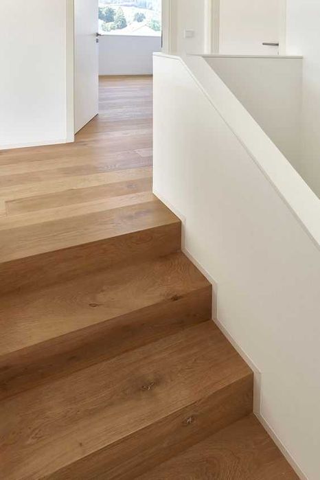 Schody drewniane wewnętrzne, montaż produkcja