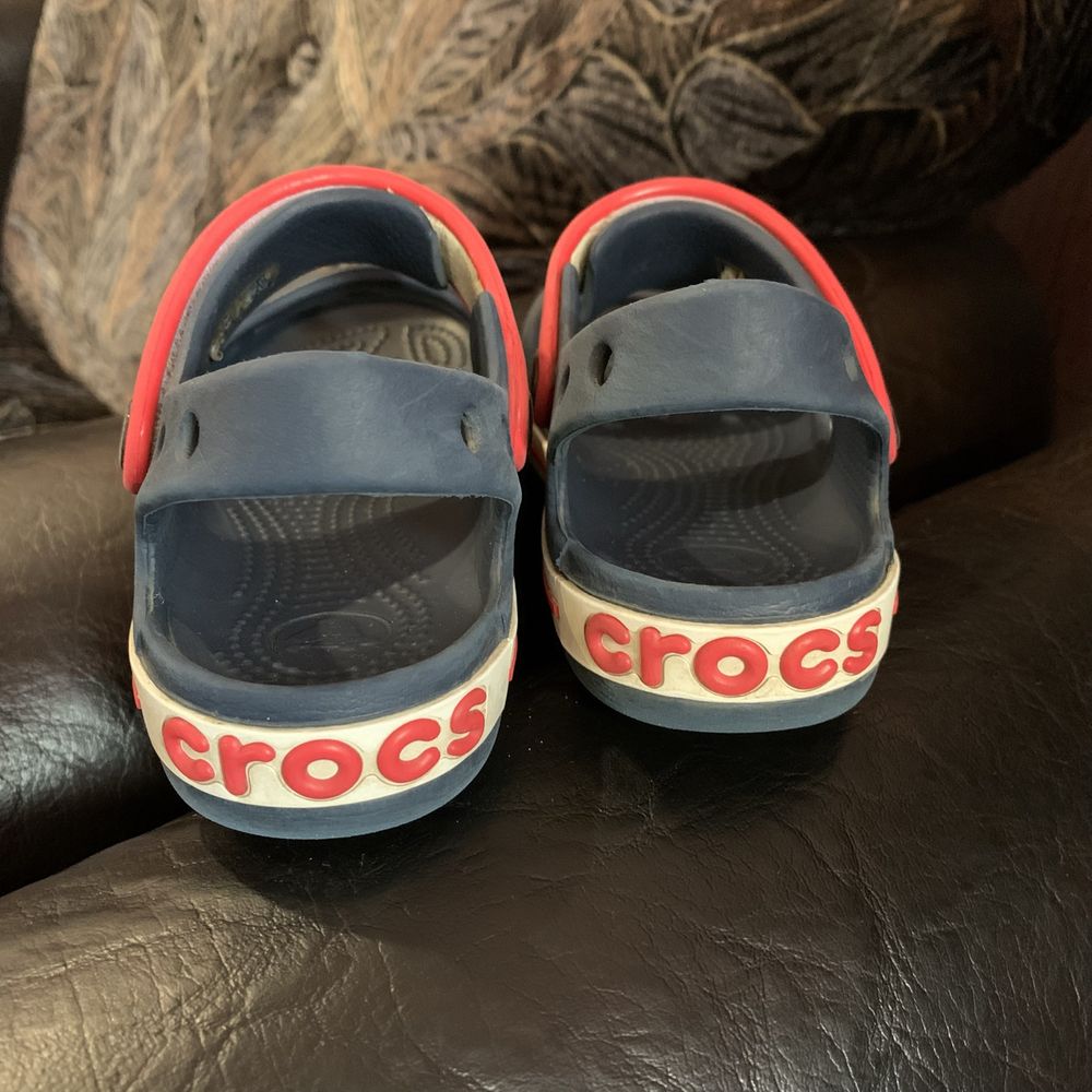 Crocs c11 сандали