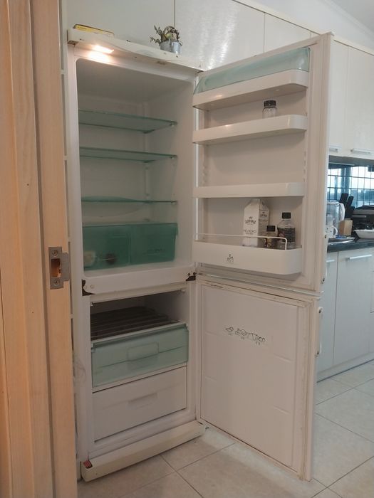 Двохкамерний Холодильник Snaige