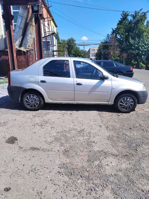 Продам  авто Дача логан
