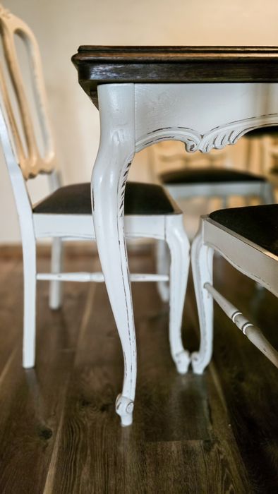 Francuski stół dębowy + 6 krzeseł – oryginalny antyk po stylizacji