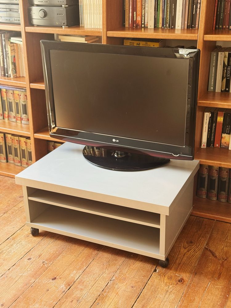 Mesa de TV do IKEA
