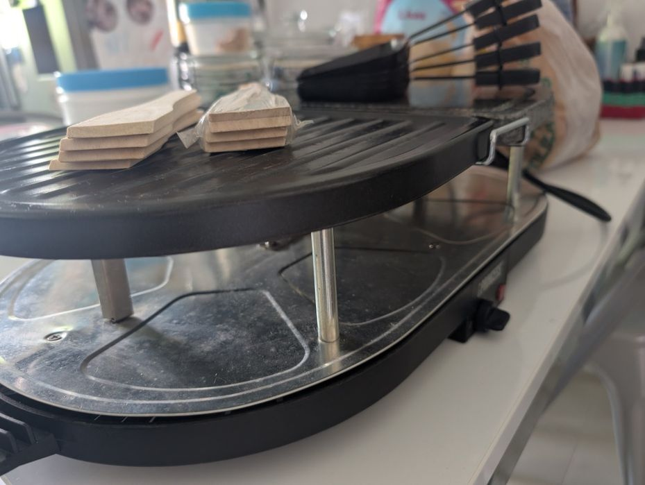 Grelhador de mesa - raclette