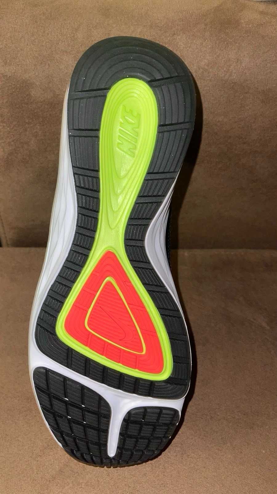 Nike Dual Fusion Run 3 654150-009