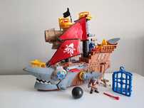 Statek piracki Fisher-Price Imaginext Ugryzienie Rekina