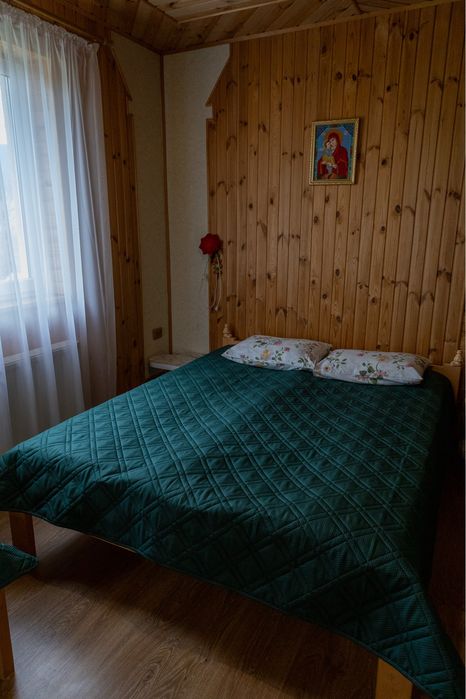 Будинок у Карпатах з банею та каміном "Перлина Прикарпаття"