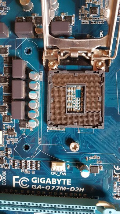 Płyta główna GigaByte GA-Q77M-D2H rev. 1.0 LGA 1155 mATX