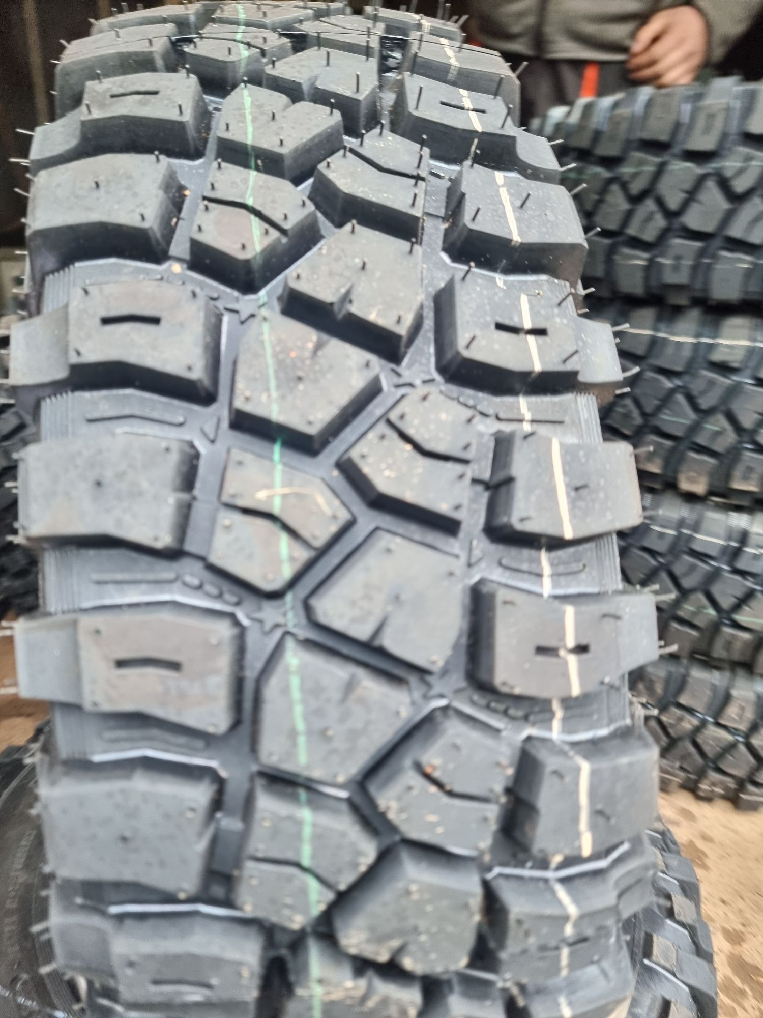 Opony Terenowe 205/70 R15 Dakar Wzór Bfgoodrich Mud-Terrain KM3 gat.II