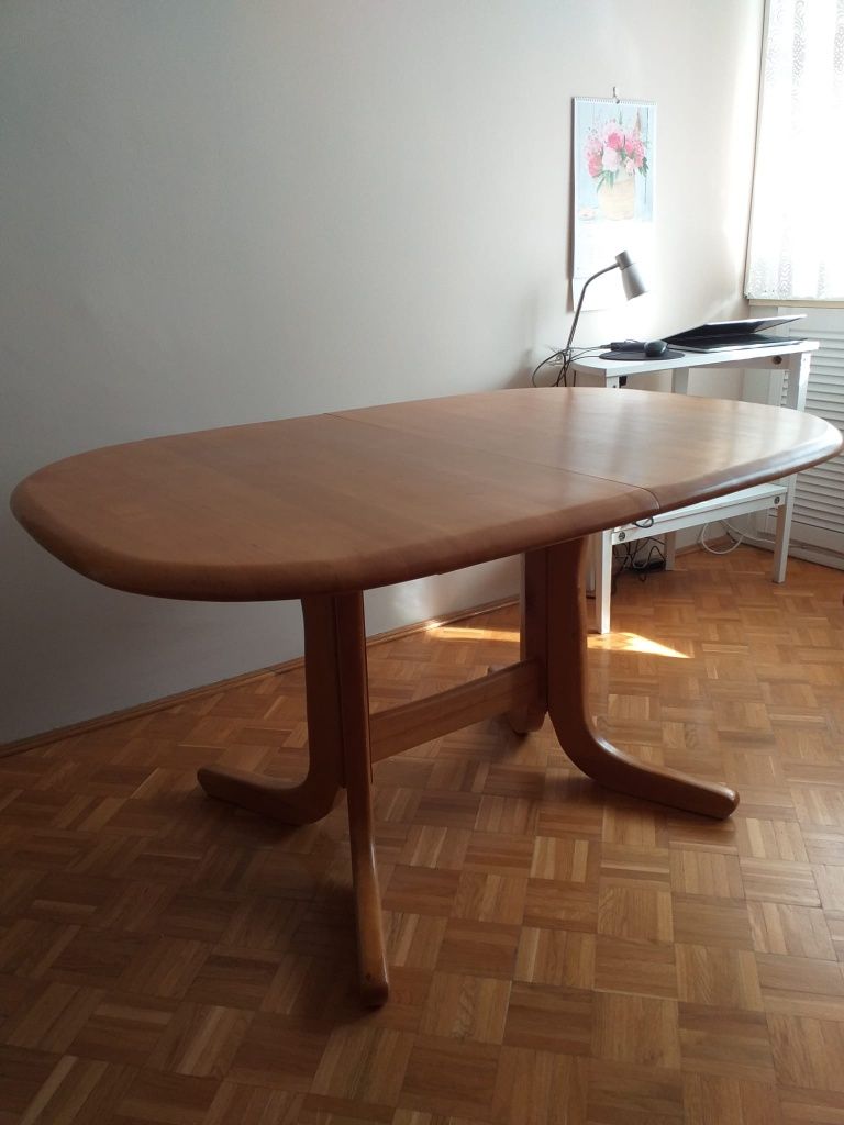 Stół drewniany rozkładany