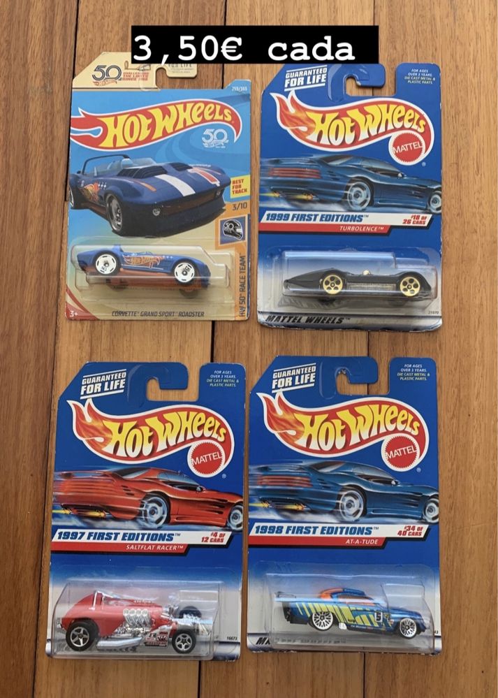 Hot wheels em cartela