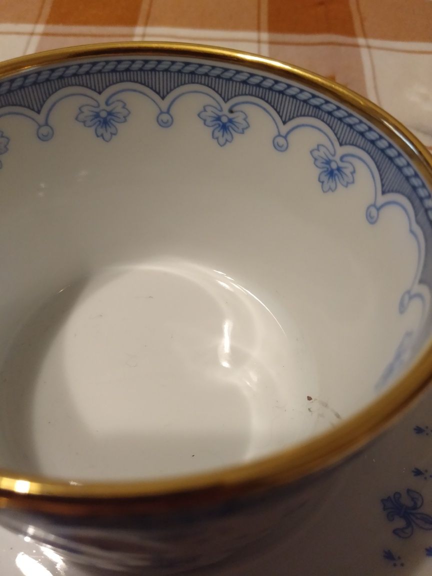 Serviço de chá em porcelana