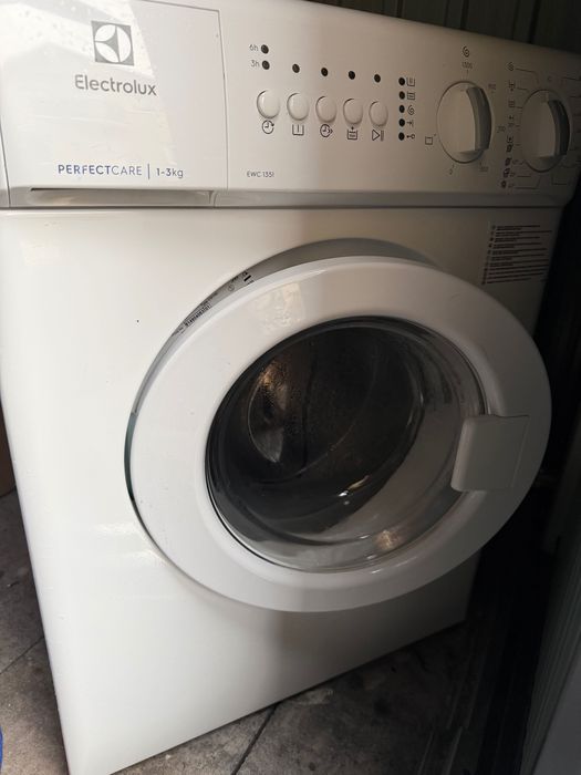 Mała pralka ELECTROLUX EWC 1351 Super SLIM 1300obr 67x51x49cm