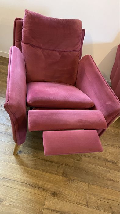 Zestaw sofa plus 2 fotele.
