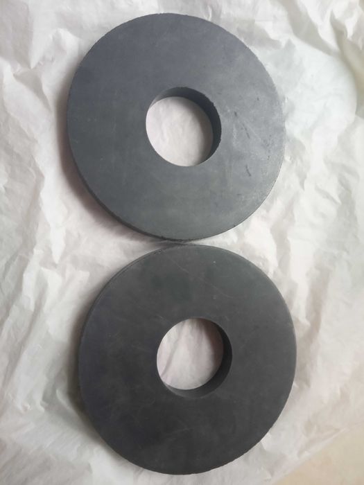 Кольцо ферритовое большого диаметра(175мм, 60мм, 20мм)
