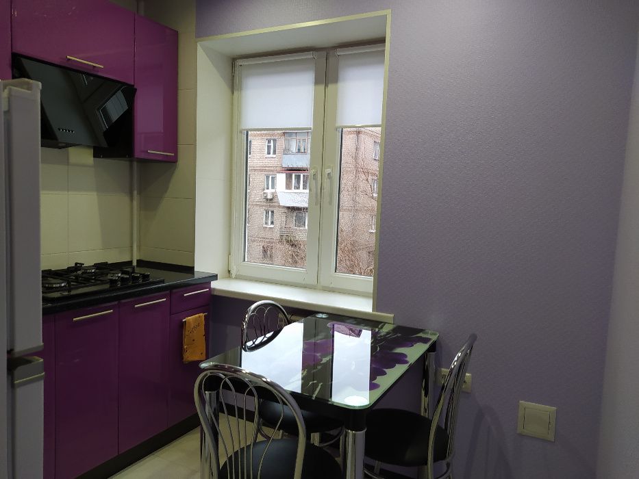 1 комн. посуточно от 2 сут. 850грн пл.Пушкина (пр. Соборный) СВЕТ 24/7