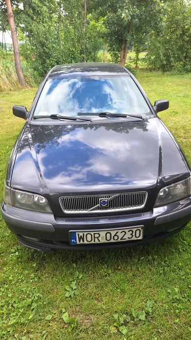 Volvo v40 1.9 D 2001 r