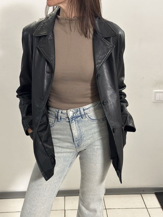 Кожаный женский жакет