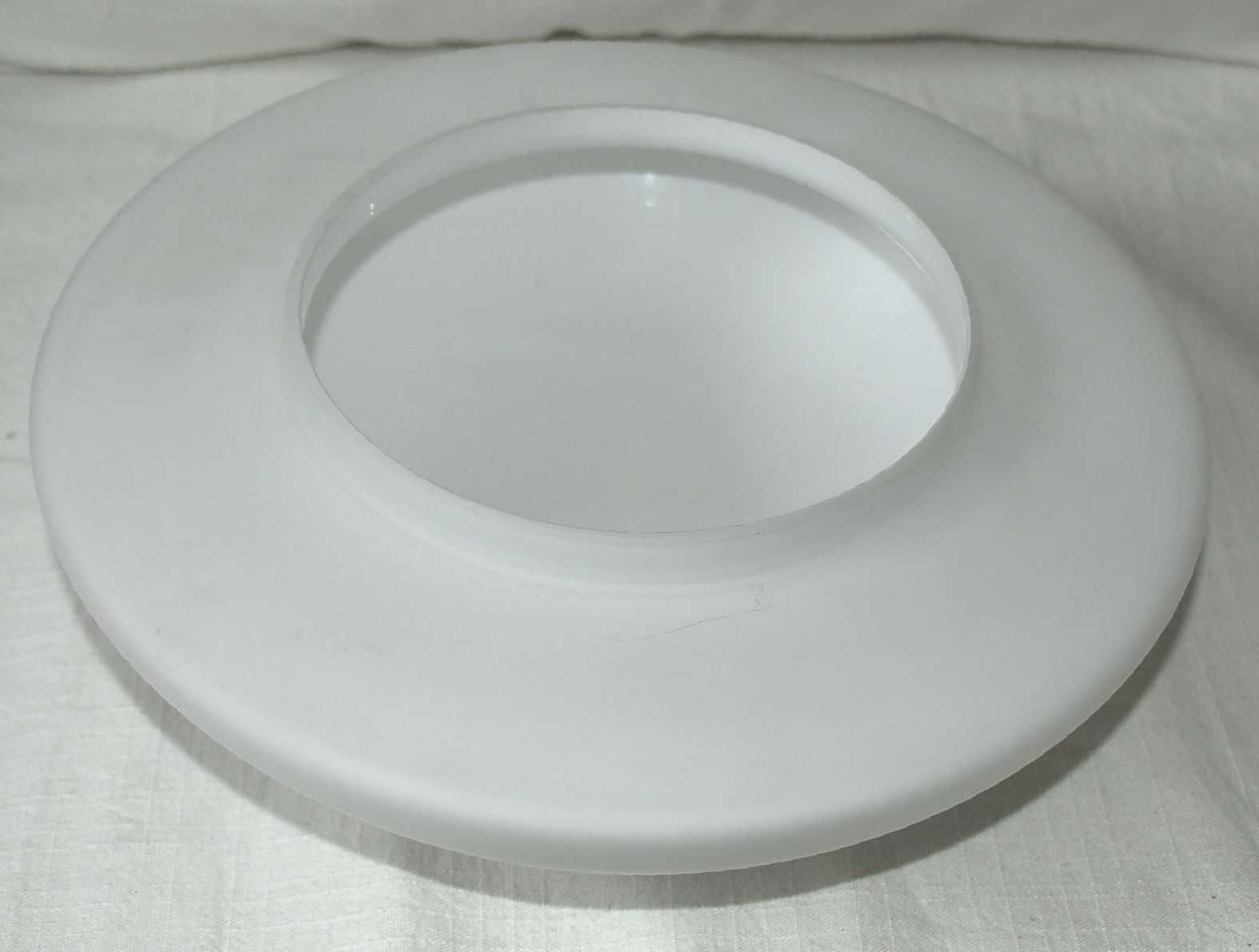 Klosz szklany biały plafon plafoniera śr. 25 cm