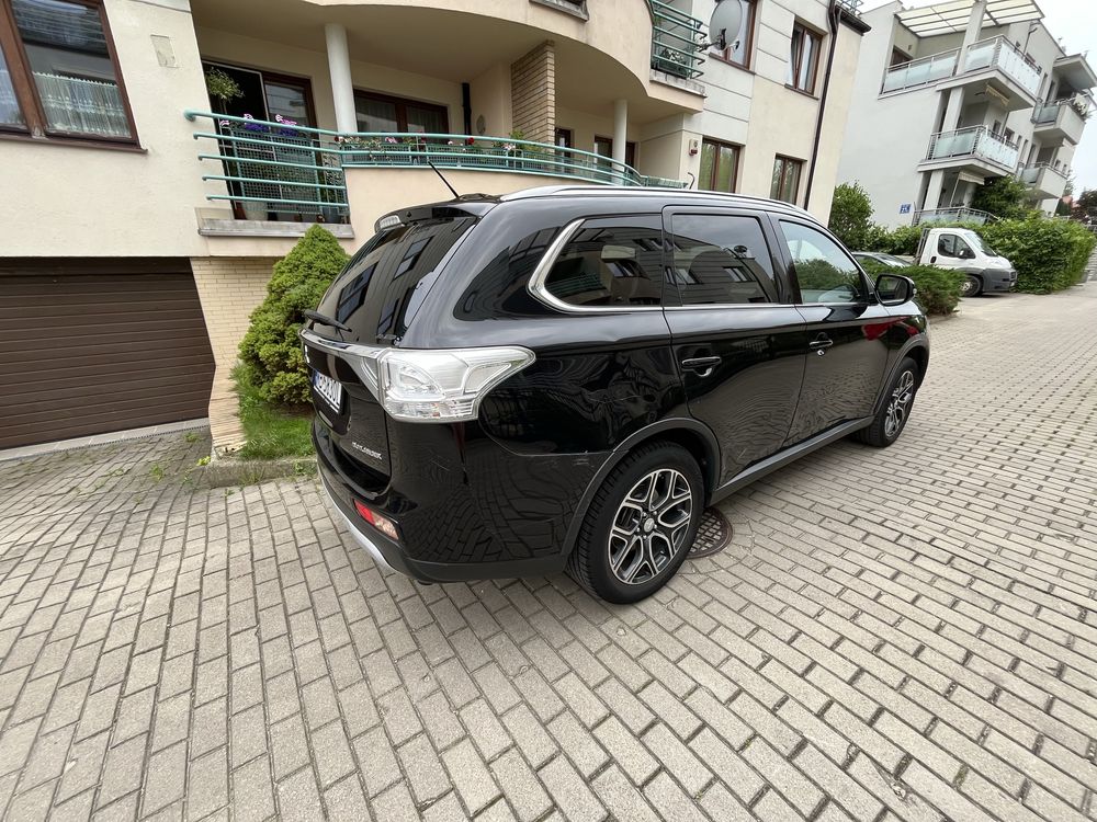 Mitsubishi Outlander 2.2 DI-D Intense AWD salon polska 1 wlasciciel