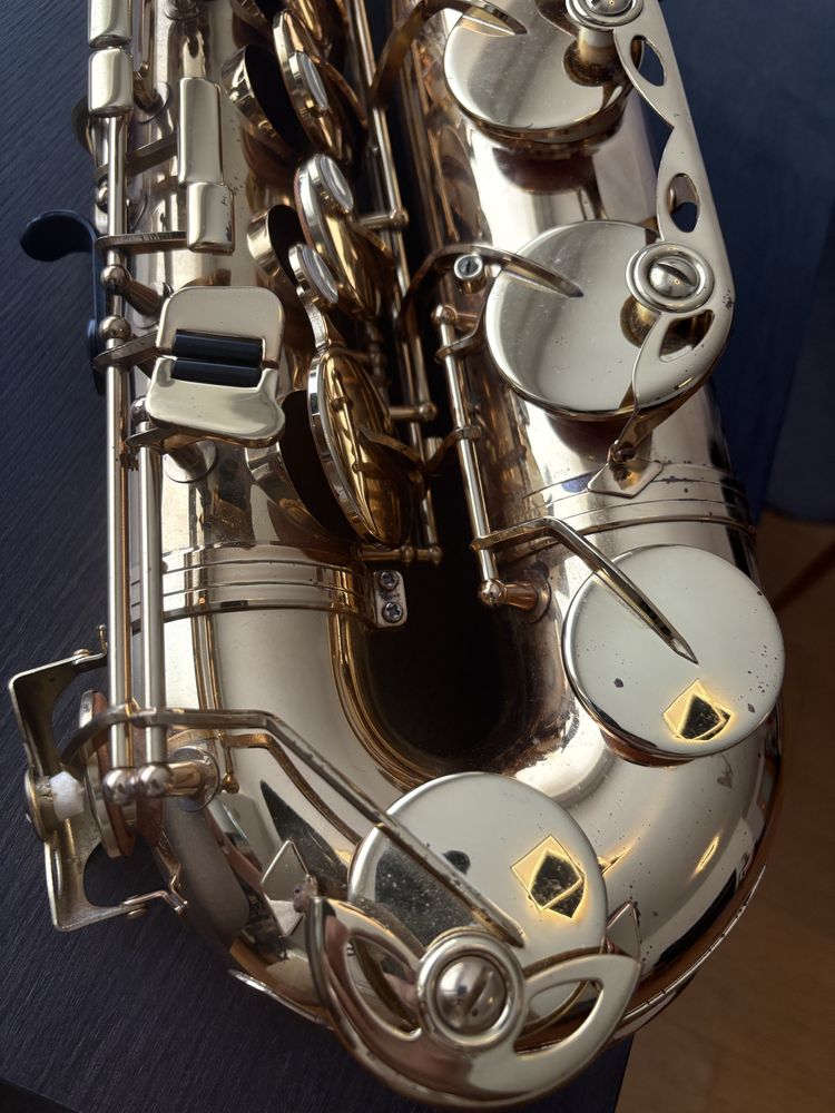 Jupiter saxofone tenor sts-787