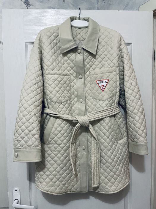 Куртка Guess новая