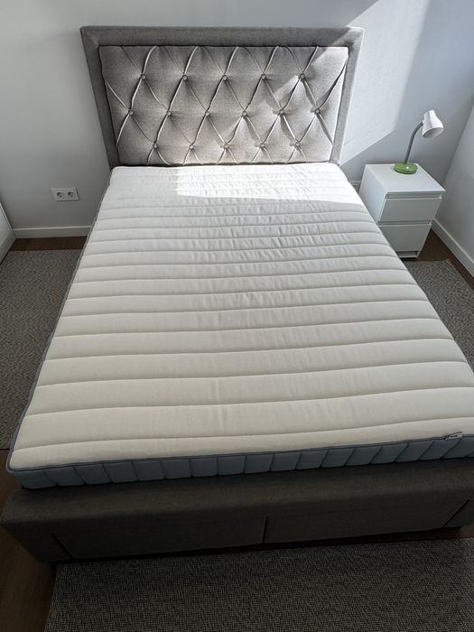 Cama de Casal 140x190 cm + Colchão