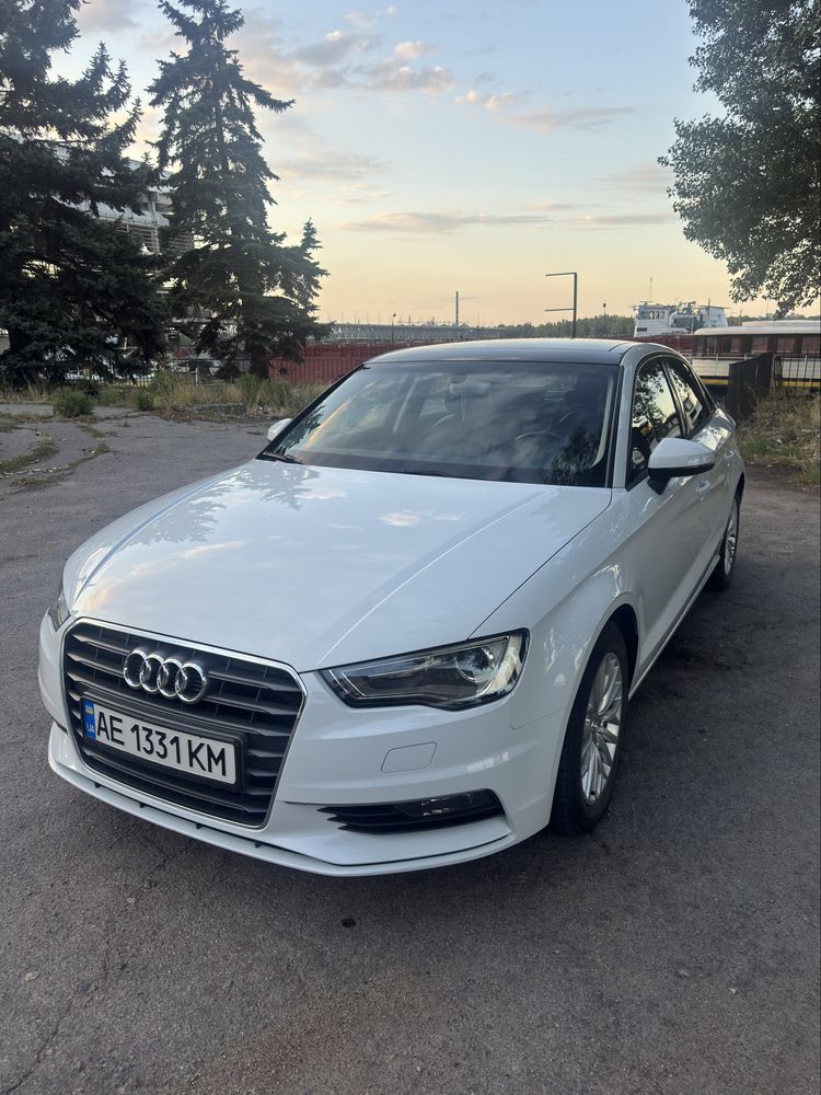 Продам авто в ідеальному стані .
