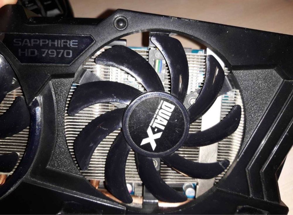 Відеокарта Sapphire Radeon HD 7970 3072MB (11197-97-90G]