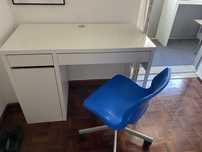 Secretaria e cadeira