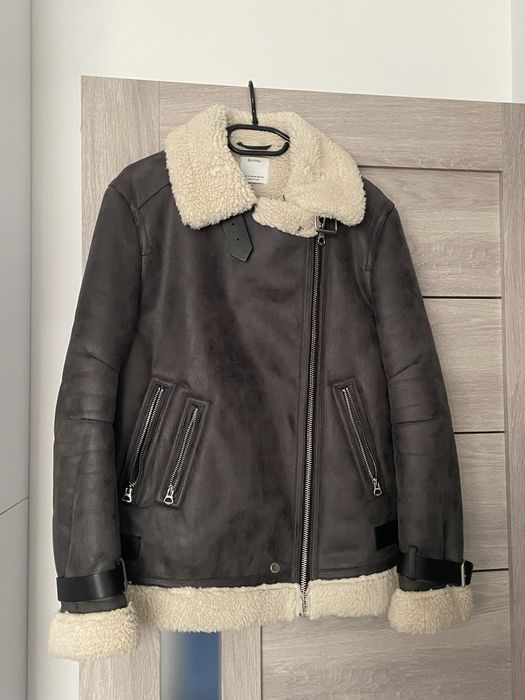 Сіра дублянка Bershka