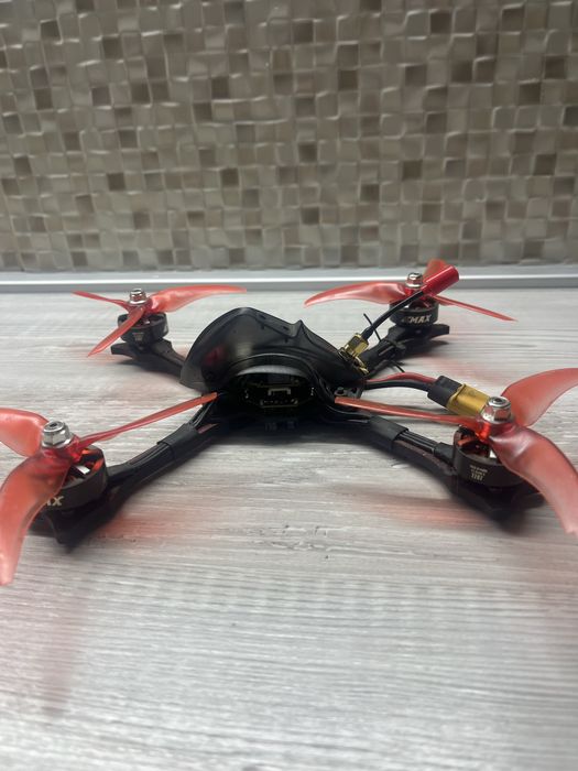 EMAX HAWK PRO 5" квадрокоптер дрон для фристайла