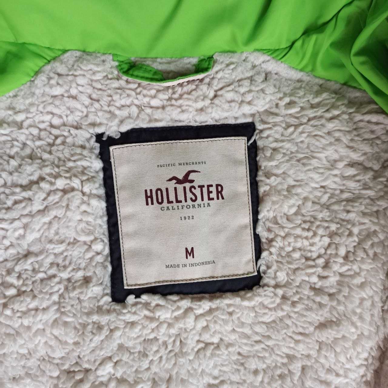 Зимова куртка Holister, р.M