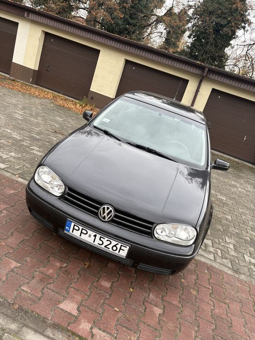 Volkswagen Golf 1.4 benzyna