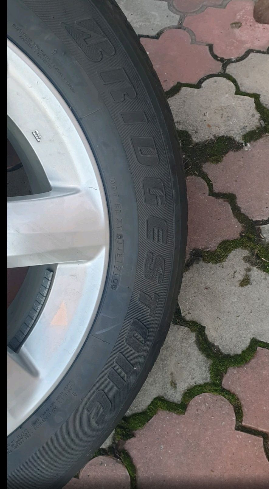 Lexus два диски R18 з резиною 265/60/18  110H