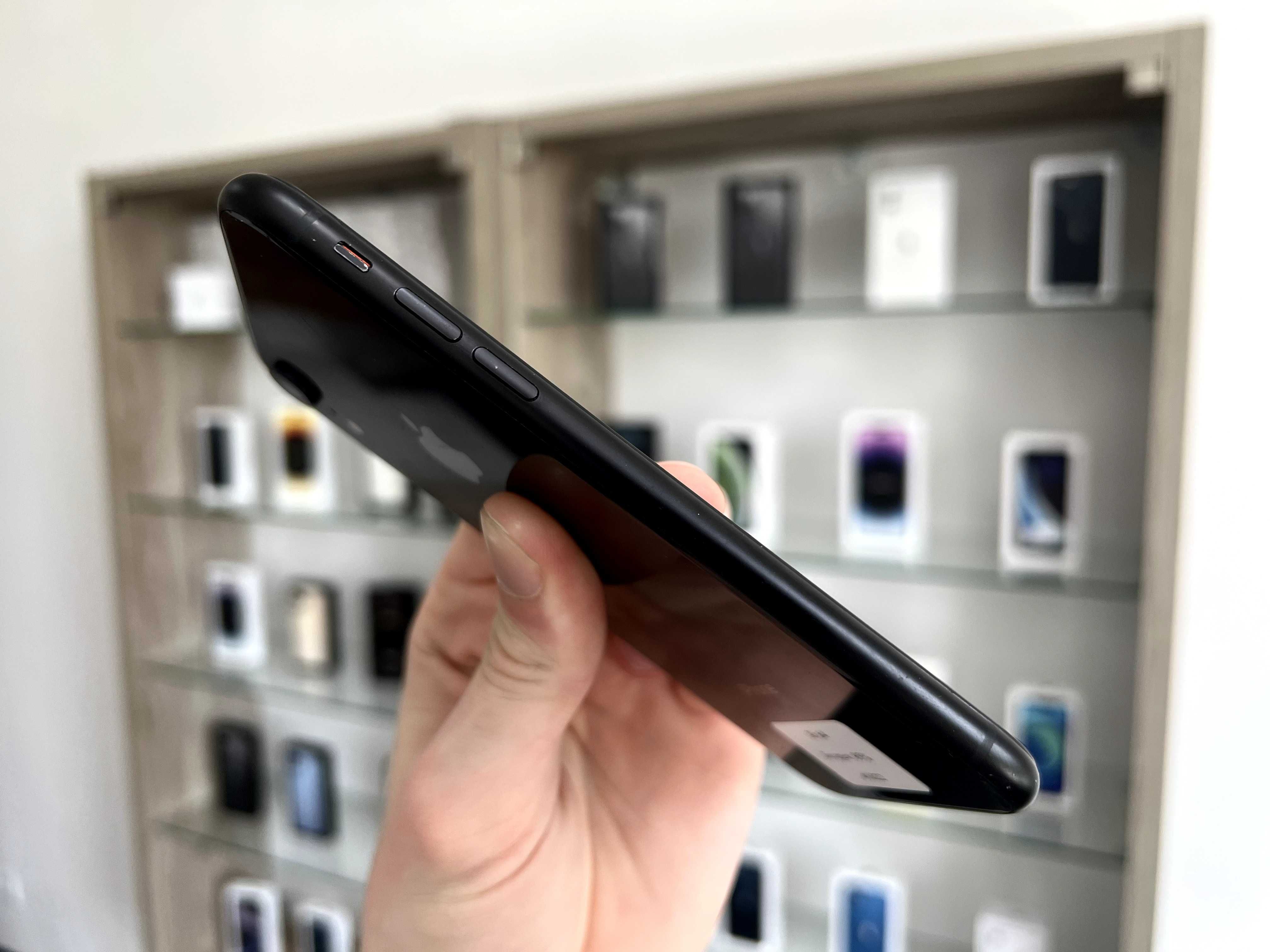 iPhone Xr 64 GB neverlock / Магазин / Гарантія