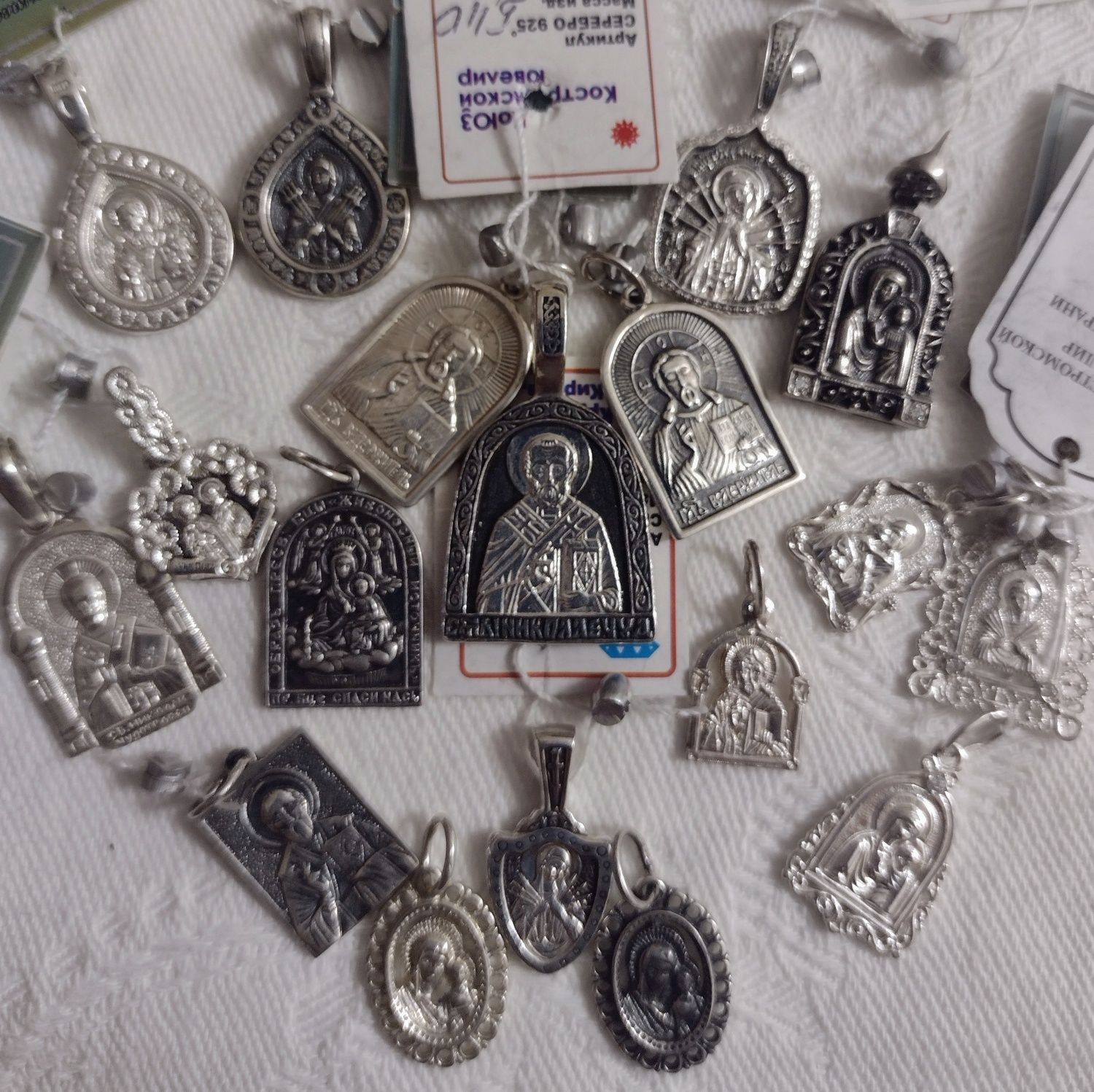Серебряные подвески с изображением святых