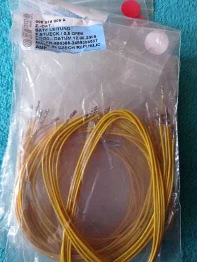 AUDI (4L1 035 711 F+6Q0972706) Мікрофон та фішка