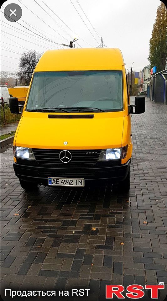 Меrcedes-Benz Sprinter 208D 2.3л. 1999р.в