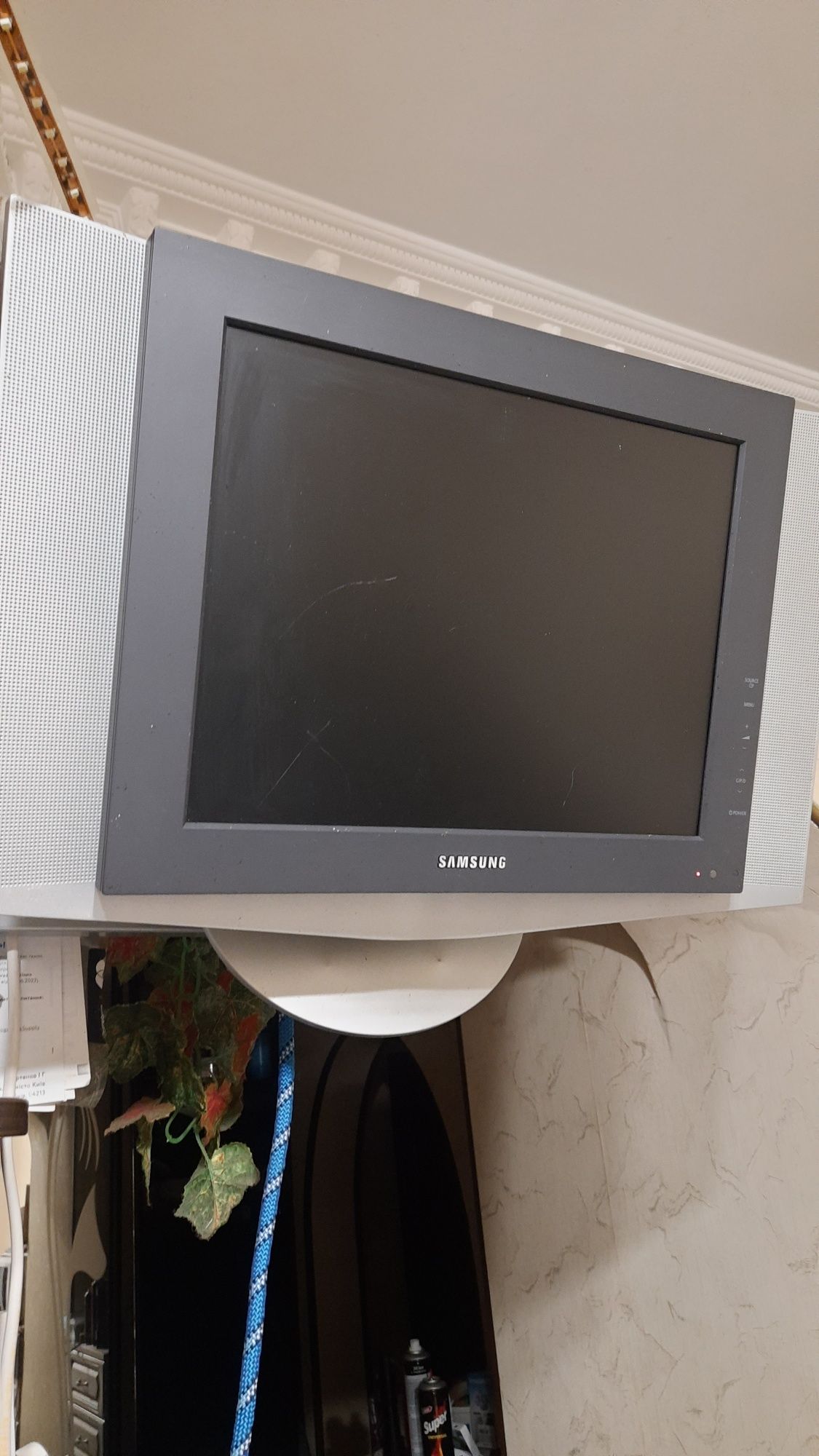 Продам телевизор Самсунг