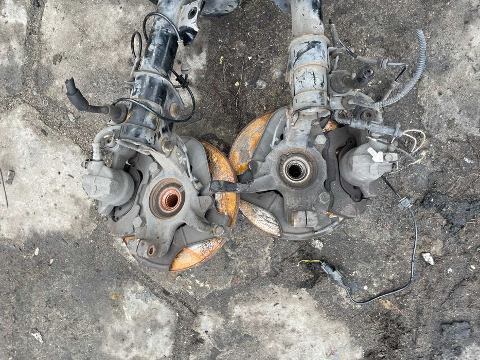 Ford Ka II / Fiat 500 1.2b mcpherson amortyzator zwrotnica lewa