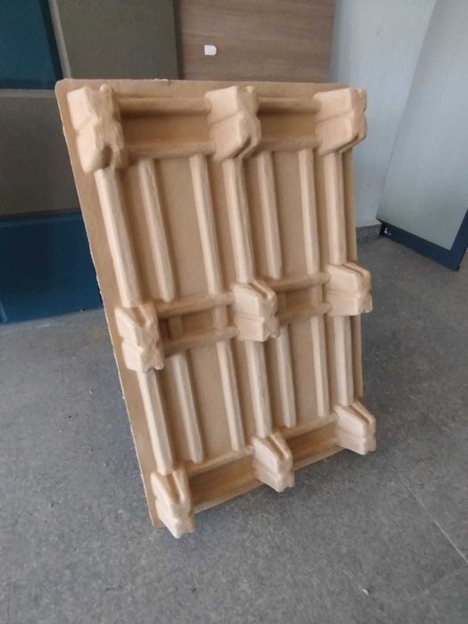 Paleta formowana z pulpy papierowej / europaleta / paleta jednorazowa