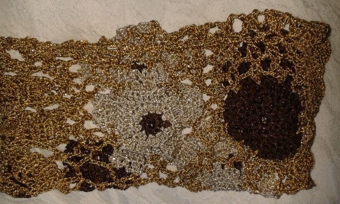 Camisola Renda Dourada