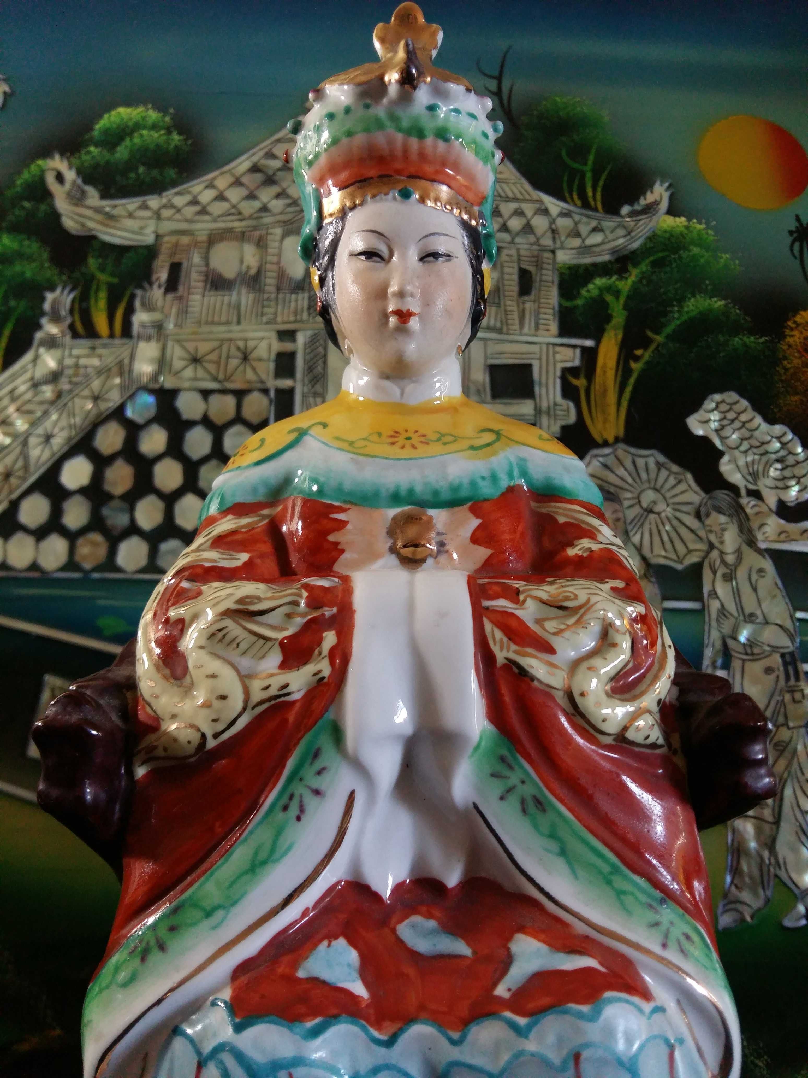 Grande Estatueta porcelana Imperador, peça dos meados sec.xx,