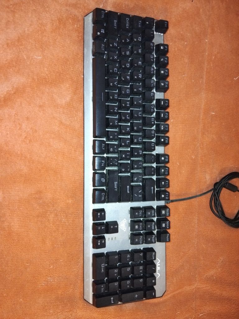 Teclado Gamer Mecânico